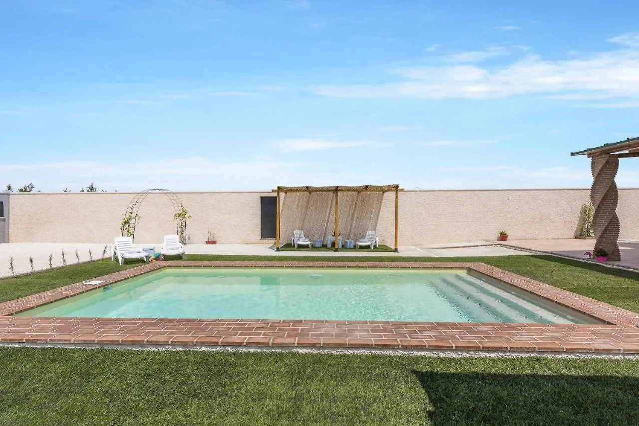 Casa Rural Rafael Lantejuela La Lantejuela
